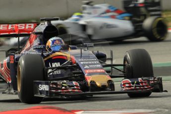 World © Octane Photographic Ltd. Scuderia Toro Rosso STR10 – Carlos Sainz Jnr and Williams Martini Racing FW37 – Felipe Massa. Thursday 26th February 2015, F1 Winter test #3, Circuit de Barcelona-Catalunya, Spain Day 1. Digital Ref : 1192CB1L0305