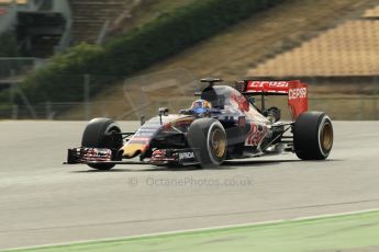 World © Octane Photographic Ltd. Scuderia Toro Rosso STR10 – Carlos Sainz Jnr. Thursday 26th February 2015, F1 Winter test #3, Circuit de Barcelona-Catalunya, Spain Day 1. Digital Ref : 1192CB1L0612