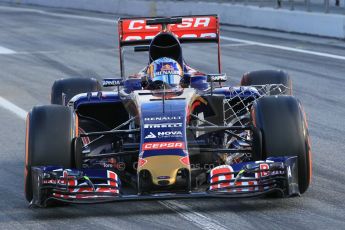 World © Octane Photographic Ltd. Scuderia Toro Rosso STR10 – Carlos Sainz Jnr. Thursday 26th February 2015, F1 Winter test #3, Circuit de Barcelona-Catalunya, Spain Day 1. Digital Ref : 1192CB1L9837