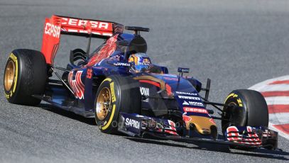 World © Octane Photographic Ltd. Scuderia Toro Rosso STR10 – Carlos Sainz Jnr. Saturday 28th February 2015, F1 Winter test #3, Circuit de Barcelona-Catalunya, Spain Test 2 Day 3. Digital Ref: 1194LB1D3195