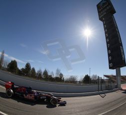 World © Octane Photographic Ltd. Scuderia Toro Rosso STR10 – Carlos Sainz Jnr. Saturday 28th February 2015, F1 Winter test #3, Circuit de Barcelona-Catalunya, Spain Test 2 Day 3. Digital Ref: 1194LB7L6797