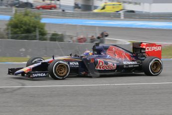 World © Octane Photographic Ltd. Scuderia Toro Rosso STR10 – Max Verstappen. Monday 2nd February 2015, Formula 1 Winter testing, Jerez de la Frontera, Spain. Digital Ref: 1182CB1D1946