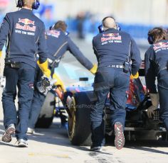 World © Octane Photographic Ltd. Scuderia Toro Rosso STR10 – Max Verstappen stopped at end of the pitlane. Wednesday 4th February 2015, Formula 1 Winter testing, Jerez de la Frontera, Spain. Digital Ref: 1184LB1D4259