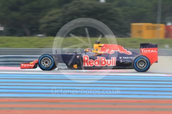 World © Octane Photographic Ltd. Pirelli wet tyre test, Paul Ricard, France. Tuesday 26th January 2016. Red Bull Racing RB11 – Daniil Kvyat. Digital Ref: 1499CB1D9227