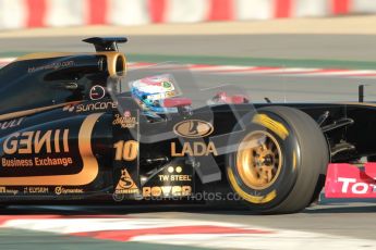 World © Octane Photographic 2010. © Octane Photographic 2011. Formula 1 testing Saturday 19th February 2011 Circuit de Catalunya. Renault R31 - Vitaly Petrov. Digital ref : 0025CB1D0080