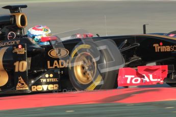 World © Octane Photographic 2010. © Octane Photographic 2011. Formula 1 testing Saturday 19th February 2011 Circuit de Catalunya. Renault R31 - Vitaly Petrov. Digital ref : 0025CB1D0145