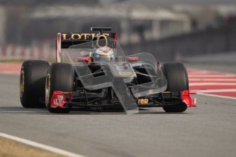 World © Octane Photographic 2010. © Octane Photographic 2011. Formula 1 testing Saturday 19th February 2011 Circuit de Catalunya. Renault R31 - Vitaly Petrov. Digital ref : 0025CB1D0908