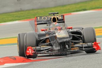 World © Octane Photographic 2011. Formula 1 testing Wednesday 9th March 2011 Circuit de Catalunya. Renault R31 - Vitaly Petrov. Digital ref : 0020CB1D2228