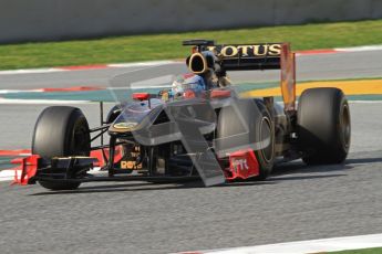 World © Octane Photographic 2011. Formula 1 testing Thursday 10th March 2011 Circuit de Catalunya. Renault R31 - Vitaly Petrov. Digital ref : 0023LW7D1555