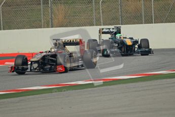 World © Octane Photographic 2011. Formula 1 testing Friday 11th March 2011 Circuit de Catalunya. Renault R31 - Nick Heidfeld. Lotus T124 - Heikki Kovalainen. Digital ref : 0022CB1D3468