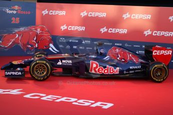 World © Octane Photographic Ltd. 2014 Formula 1 Winter Testing, Circuito de Velocidad, Jerez. Tuesday 27th January 2014. Day 1. Scuderia Toro Rosso STR9 – Launch. Digital Ref: 0880lw7d7153