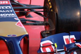 World © Octane Photographic Ltd. 2014 Formula 1 Winter Testing, Circuito de Velocidad, Jerez. Tuesday 27th January 2014. Day 1. Scuderia Toro Rosso STR 9 – Launch technical review. Digital Ref: 0881cb1d9062