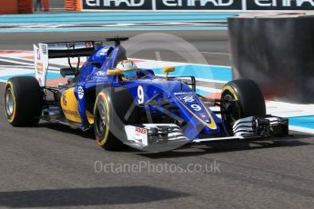 World © Octane Photographic Ltd. Sauber F1 Team C35 – Marcus Ericsson. Friday 25th November 2016, F1 Abu Dhabi GP - Practice 1, Yas Marina circuit, Abu Dhabi. Digital Ref :