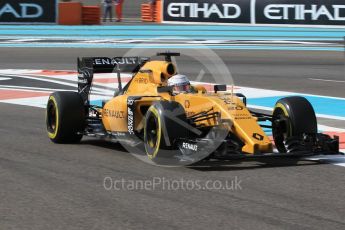 World © Octane Photographic Ltd. Renault Sport F1 Team RS16 - Kevin Magnussen. Friday 25th November 2016, F1 Abu Dhabi GP - Practice 1, Yas Marina circuit, Abu Dhabi. Digital Ref :