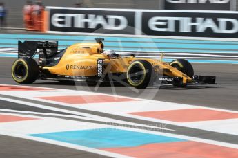 World © Octane Photographic Ltd. Renault Sport F1 Team RS16 - Kevin Magnussen. Friday 25th November 2016, F1 Abu Dhabi GP - Practice 1, Yas Marina circuit, Abu Dhabi. Digital Ref :