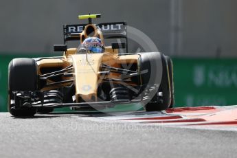 World © Octane Photographic Ltd. Renault Sport F1 Team RS16 – Jolyon Palmer. Friday 25th November 2016, F1 Abu Dhabi GP - Practice 1, Yas Marina circuit, Abu Dhabi. Digital Ref : 1756LB1D7927