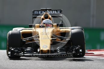 World © Octane Photographic Ltd. Renault Sport F1 Team RS16 - Kevin Magnussen. Friday 25th November 2016, F1 Abu Dhabi GP - Practice 1, Yas Marina circuit, Abu Dhabi. Digital Ref : 1756LB1D8001