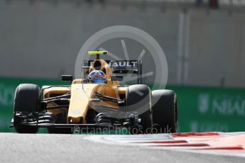 World © Octane Photographic Ltd. Renault Sport F1 Team RS16 – Jolyon Palmer. Friday 25th November 2016, F1 Abu Dhabi GP - Practice 1, Yas Marina circuit, Abu Dhabi. Digital Ref : 1756LB1D8035