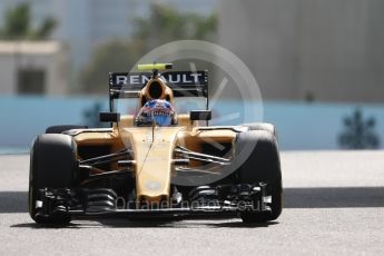 World © Octane Photographic Ltd. Renault Sport F1 Team RS16 – Jolyon Palmer. Friday 25th November 2016, F1 Abu Dhabi GP - Practice 1, Yas Marina circuit, Abu Dhabi. Digital Ref : 1756LB1D8274