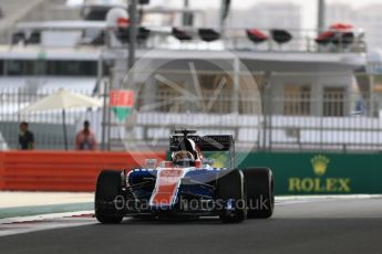 World © Octane Photographic Ltd. Manor Racing MRT05 - Pascal Wehrlein. Friday 25th November 2016, F1 Abu Dhabi GP - Practice 1, Yas Marina circuit, Abu Dhabi. Digital Ref : 1756LB1D8500
