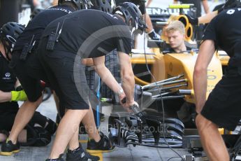 World © Octane Photographic Ltd. Renault Sport F1 Team RS16 - Pit Stop Practice. Friday 25th November 2016, F1 Abu Dhabi GP - Practice 1, Yas Marina circuit, Abu Dhabi. Digital Ref :