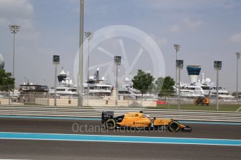 World © Octane Photographic Ltd. Renault Sport F1 Team RS16 - Kevin Magnussen. Friday 25th November 2016, F1 Abu Dhabi GP - Practice 1, Yas Marina circuit, Abu Dhabi. Digital Ref : 1756LB2D7135
