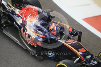 World © Octane Photographic Ltd. Scuderia Toro Rosso STR11 – Daniil Kvyat. Friday 25th November 2016, F1 Abu Dhabi GP - Practice 2, Yas Marina circuit, Abu Dhabi. Digital Ref :