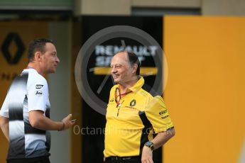 World © Octane Photographic Ltd. Renault Sport F1 Team Team Principal - Frederic Vasseur. Friday 25th November 2016, F1 Abu Dhabi GP - Practice 2, Yas Marina circuit, Abu Dhabi. Digital Ref :