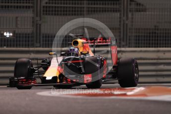 World © Octane Photographic Ltd. Red Bull Racing RB12 – Daniel Ricciardo. Friday 25th November 2016, F1 Abu Dhabi GP - Practice 2, Yas Marina circuit, Abu Dhabi. Digital Ref :