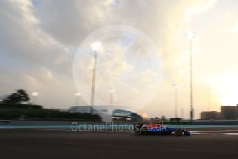 World © Octane Photographic Ltd. Manor Racing MRT05 – Esteban Ocon. Friday 25th November 2016, F1 Abu Dhabi GP - Practice 2, Yas Marina circuit, Abu Dhabi. Digital Ref :