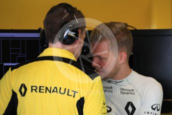 World © Octane Photographic Ltd. Renault Sport F1 Team RS16 - Kevin Magnussen. Saturday 26th November 2016, F1 Abu Dhabi GP - Practice 3, Yas Marina circuit, Abu Dhabi. Digital Ref :