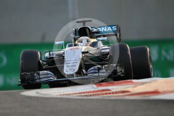 World © Octane Photographic Ltd. Mercedes AMG Petronas W07 Hybrid – Lewis Hamilton. Saturday 26th November 2016, F1 Abu Dhabi GP - Qualifying. Yas Marina circuit, Abu Dhabi. Digital Ref :