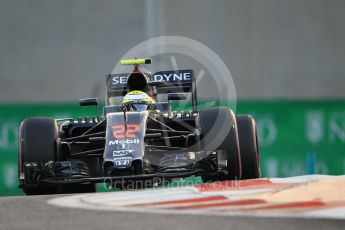 World © Octane Photographic Ltd. McLaren Honda MP4-31 – Jenson Button. Saturday 26th November 2016, F1 Abu Dhabi GP - Qualifying, Yas Marina circuit, Abu Dhabi. Digital Ref :