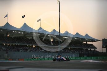 World © Octane Photographic Ltd. Manor Racing MRT05 - Pascal Wehrlein. Saturday 26th November 2016, F1 Abu Dhabi GP - Qualifying, Yas Marina circuit, Abu Dhabi. Digital Ref :