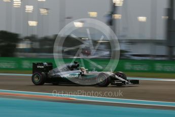 World © Octane Photographic Ltd. Mercedes AMG Petronas W07 Hybrid – Lewis Hamilton. Saturday 26th November 2016, F1 Abu Dhabi GP - Qualifying. Yas Marina circuit, Abu Dhabi. Digital Ref :