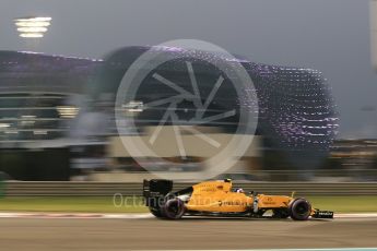 World © Octane Photographic Ltd. Renault Sport F1 Team RS16 – Jolyon Palmer. Saturday 26th November 2016, F1 Abu Dhabi GP - Qualifying, Yas Marina circuit, Abu Dhabi. Digital Ref :