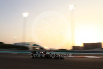 World © Octane Photographic Ltd. McLaren Honda MP4-31 – Jenson Button. Saturday 26th November 2016, F1 Abu Dhabi GP - Qualifying, Yas Marina circuit, Abu Dhabi. Digital Ref :