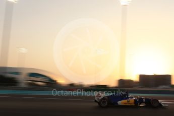 World © Octane Photographic Ltd. Sauber F1 Team C35 – Marcus Ericsson. Saturday 26th November 2016, F1 Abu Dhabi GP - Qualifying, Yas Marina circuit, Abu Dhabi. Digital Ref :