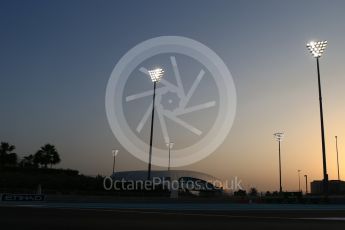 World © Octane Photographic Ltd. Sunset. Saturday 26th November 2016, F1 Abu Dhabi GP - Qualifying, Yas Marina circuit, Abu Dhabi. Digital Ref :