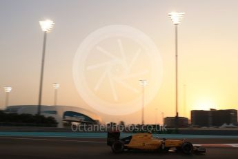 World © Octane Photographic Ltd. Renault Sport F1 Team RS16 – Jolyon Palmer. Saturday 26th November 2016, F1 Abu Dhabi GP - Qualifying, Yas Marina circuit, Abu Dhabi. Digital Ref :