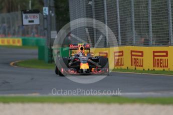 World © Octane Photographic Ltd. Red Bull Racing RB12 - Daniil Kvyat. Friday 18th March 2016, F1 Australian GP Practice 1, Melbourne, Albert Park, Australia. Digital Ref : 1516LB1D2149