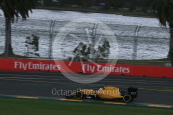 World © Octane Photographic Ltd. Renault Sport F1 Team RS16 - Kevin Magnussen. Friday 18th March 2016, F1 Australian GP Practice 1, Melbourne, Albert Park, Australia. Digital Ref : 1516LB1D2754