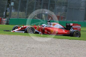 World © Octane Photographic Ltd. Scuderia Ferrari SF16-H – Sebastian Vettel. Friday 18th March 2016, F1 Australian GP Practice 1, Melbourne, Albert Park, Australia. Digital Ref : 1516LB1D2970