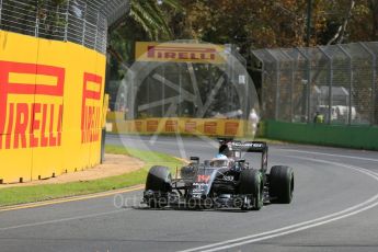 World © Octane Photographic Ltd. McLaren Honda MP4-31 – Fernando Alonso. Friday 18th March 2016, F1 Australian GP Practice 1, Melbourne, Albert Park, Australia. Digital Ref : 1516LB5D1185