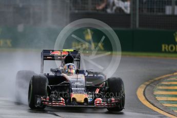 World © Octane Photographic Ltd. Scuderia Toro Rosso STR11 – Carlos Sainz. Friday 18th March 2016, F1 Australian GP Practice 2, Melbourne, Albert Park, Australia. Digital Ref : 1517LB1D3274