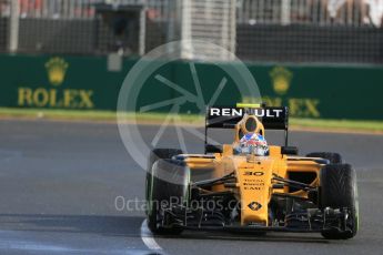 World © Octane Photographic Ltd. Renault Sport F1 Team RS16 – Jolyon Palmer. Friday 18th March 2016, F1 Australian GP Practice 2, Melbourne, Albert Park, Australia. Digital Ref : 1517LB1D3465