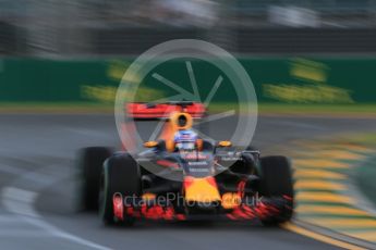 World © Octane Photographic Ltd. Red Bull Racing RB12 – Daniel Ricciardo. Friday 18th March 2016, F1 Australian GP Practice 2, Melbourne, Albert Park, Australia. Digital Ref : 1517LB1D3635