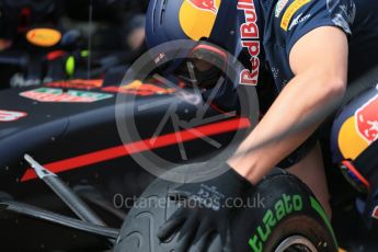 World © Octane Photographic Ltd. Red Bull Racing RB12 – Daniel Ricciardo. Saturday 19th March 2016, F1 Australian GP Practice 3, Melbourne, Albert Park, Australia. Digital Ref : 1519LB1D4472