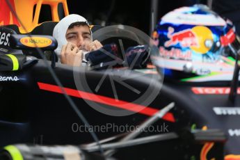 World © Octane Photographic Ltd. Red Bull Racing RB12 – Daniel Ricciardo. Saturday 19th March 2016, F1 Australian GP Practice 3, Melbourne, Albert Park, Australia. Digital Ref : 1519LB1D4629