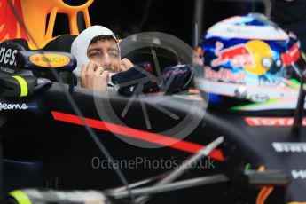 rld © Octane Photographic Ltd. Red Bull Racing RB12 – Daniel Ricciardo. Saturday 19th March 2016, F1 Australian GP Practice 3, Melbourne, Albert Park, Australia. Digital Ref : 1519LB1D4629